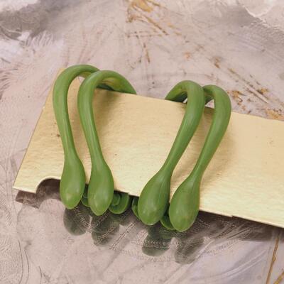 Lot 104 Hinges metal vintage bowls pail