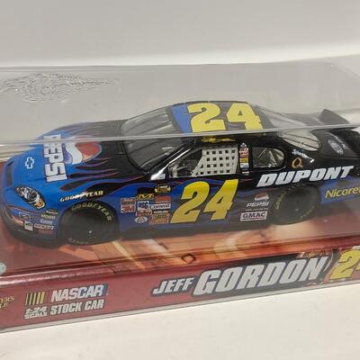 Pepsi Stock Car Dupont NASCAR 24 -Item #263