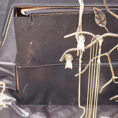 Lot 116 Vintage Costume jewelry and travel cases, earring metal tree