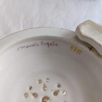 Impeccable condition ceramic