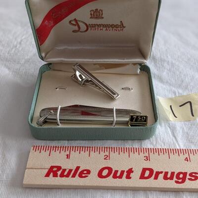 Tie clasp and knife