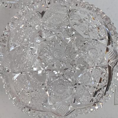 Beautiful and in excellent condition lead crystal set of 11 pieces