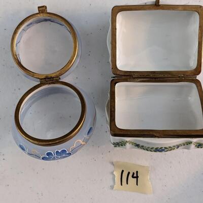 Beautiful trinket set