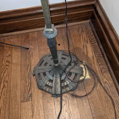 Heavy metal floor lamp