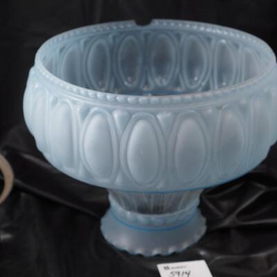 Lot 119- Antique Aladdin  Lamp shade and holder