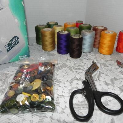SINGER TINY SERGER - THREADS AND MORE