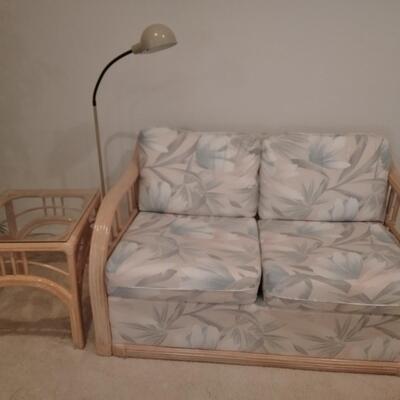 LOT 3 LANE LOVESEAT, END TABLE AND FLOOR LAMP