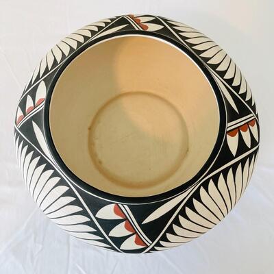 Lot 10  Native American Acoma Pueblo Pottery 12