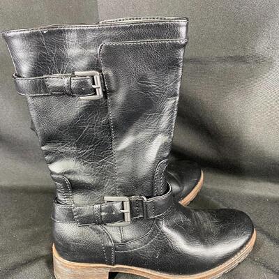 Woman's Black Faux Leather Motorcycle Zipper Boots Size 8.5 