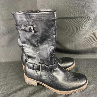 Woman's Black Faux Leather Motorcycle Zipper Boots Size 8.5 