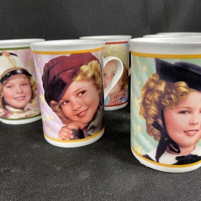 Set of 12 Shirley Temple Collector Mugs Danbury Mint 