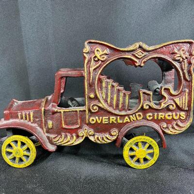 Vintage Cast Iron Overland Circus Car with Giraffe Doorstop 