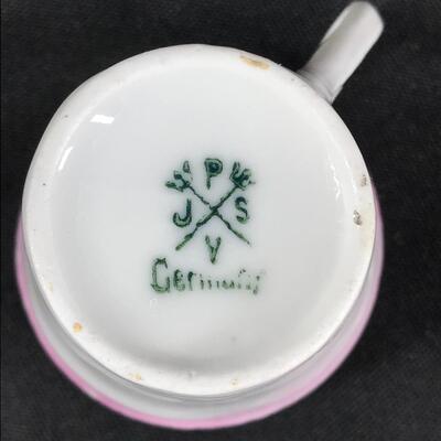 Antique 18-Piece Children's China Tea Set Vohenstrauss Johann Seltmann Germany