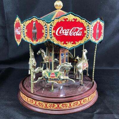 Coca Cola 1997 Franklin Mint Musical Carousel