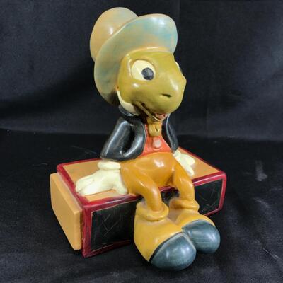 Pinocchio’s Jiminy Cricket wood Carving Walt Disney Limited Figurine Statuette