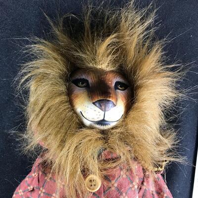 15â€ Lion Artist Doll