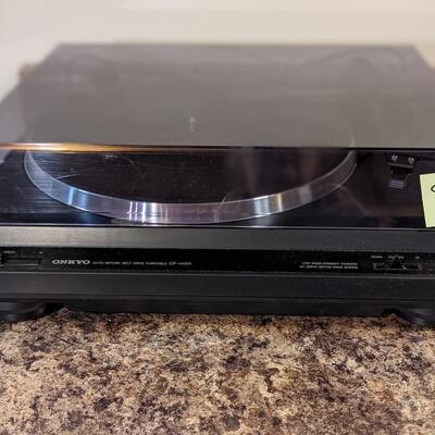 Onkyo CP-1400A turntable