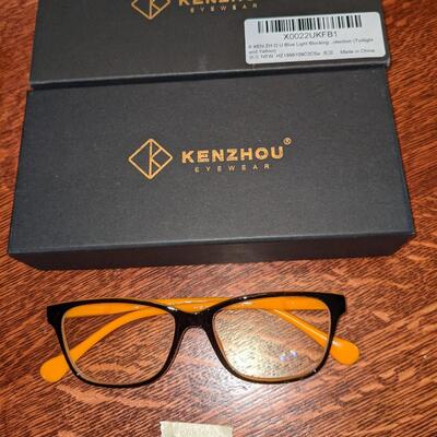 Kenzhou Light sensitive glasses