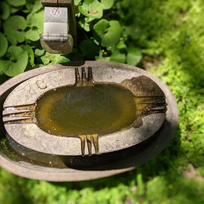 Stunning, excellent condition water fountain