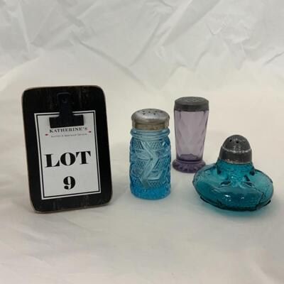-9- ANTIQUE | Three Colorful Shakers | Purple | Amethyst | Blue