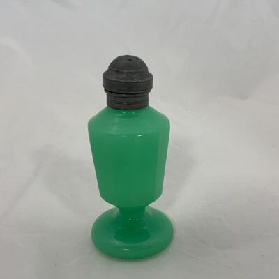 -13- VINTAGE | Substantial Jadeite-Colored Footed Shaker