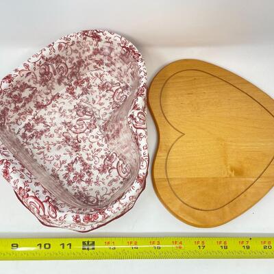 LONGABERGER 1999 SMALL “LOVE LETTERS” SWEETHEART BASKET