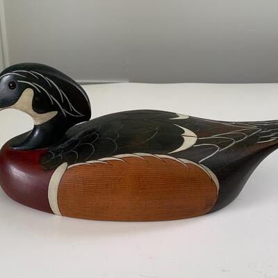 Lot 131:  Decoys & Stained Glass Decor