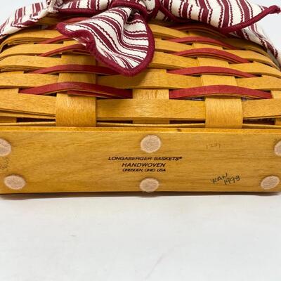 LONGABERGER 1998 SWEETHEART “PICTURE PERFECT” BASKET