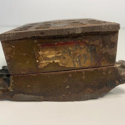 Lot LR 8: Cast Iron Antique Bank (Bear and Honey Pot)