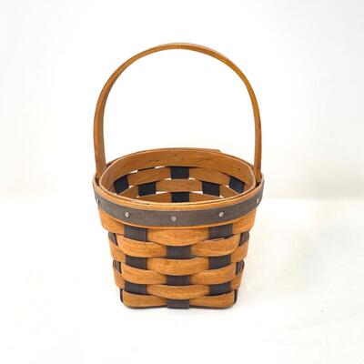 LONGABERGER 1988 BLACK & BROWN SMALL BASKET
