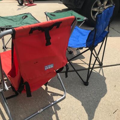 Lot 73: Beach/Camp Chairs and Tables
