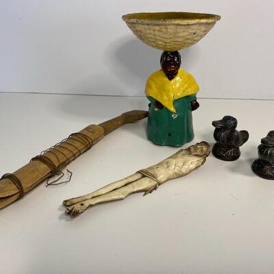 Lot LR 12: Antique Cast Iron Soapdish, Bone Carved Christ, and Primitive Knife