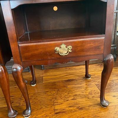 Lot 56: Pair of Matching End Tables/Nightstands. 