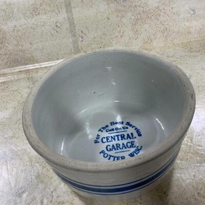 -39- VINTAGE | Central Garage | Potter, Wisconsin | Stoneware Blue Band 