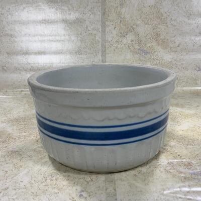 -39- VINTAGE | Central Garage | Potter, Wisconsin | Stoneware Blue Band 