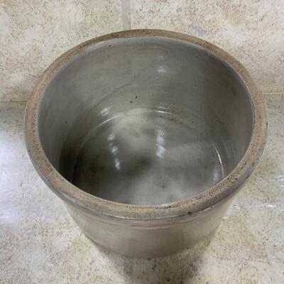 -40- VINTAGE | Squat One-Gallon Crock | Un-Marked