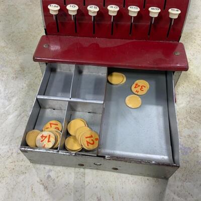 -43- VINTAGE | Childrenâ€™s Un-Branded Cash Register