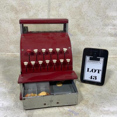 -43- VINTAGE | Childrenâ€™s Un-Branded Cash Register