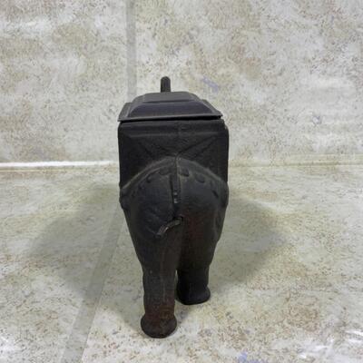 -44- VINTAGE | Cast Iron Elephant | Cigarette Dispenser