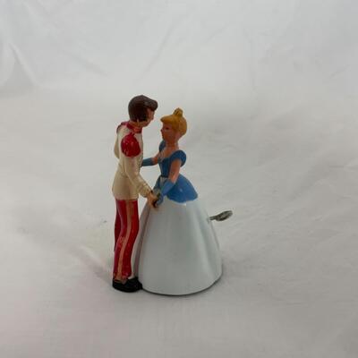 -73- VINTAGE | 1950 | Irwin | Cinderella Wind-Up Toy | Disney