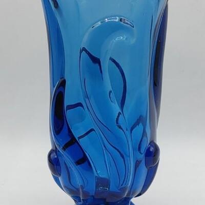 #31 Stunning MCM FENTON Blue Lily Vase