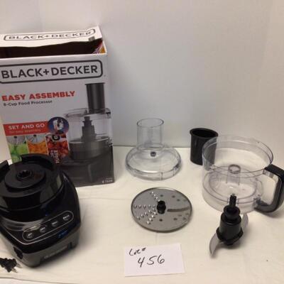 D456-Black & Decker 8 Cup Food Processor