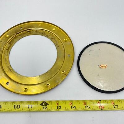 BRASS PORTHOLE-STYLE MIRROR