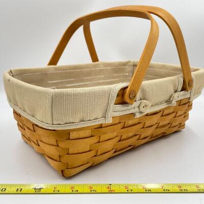 LONGABERGER 2002 DOUBLE HANDLED BASKET 
