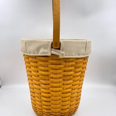 LONGABERGER 1999 TALL ROUND BASKET