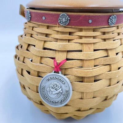 LONGABERGER 2004 PASADENA TOURNAMENT OF ROSES BASKET W/ LID
