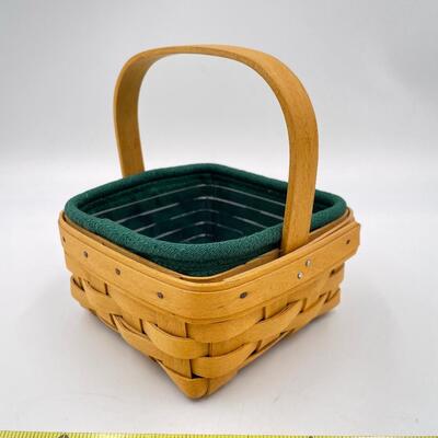 LONGABERGER 2001 TARRAGON BASKET