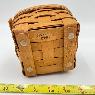 LONGABERGER 1992 SWEET BASIL BASKET