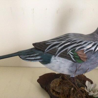 E492 Hand Carved Decoy on Stand 