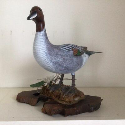 E492 Hand Carved Decoy on Stand 